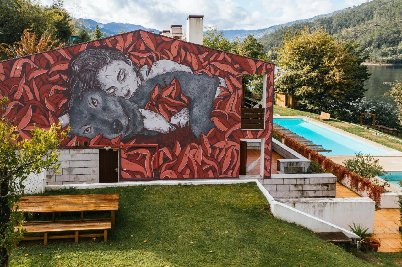 Hotel Selina Geres Terras de Bouro Exterior foto